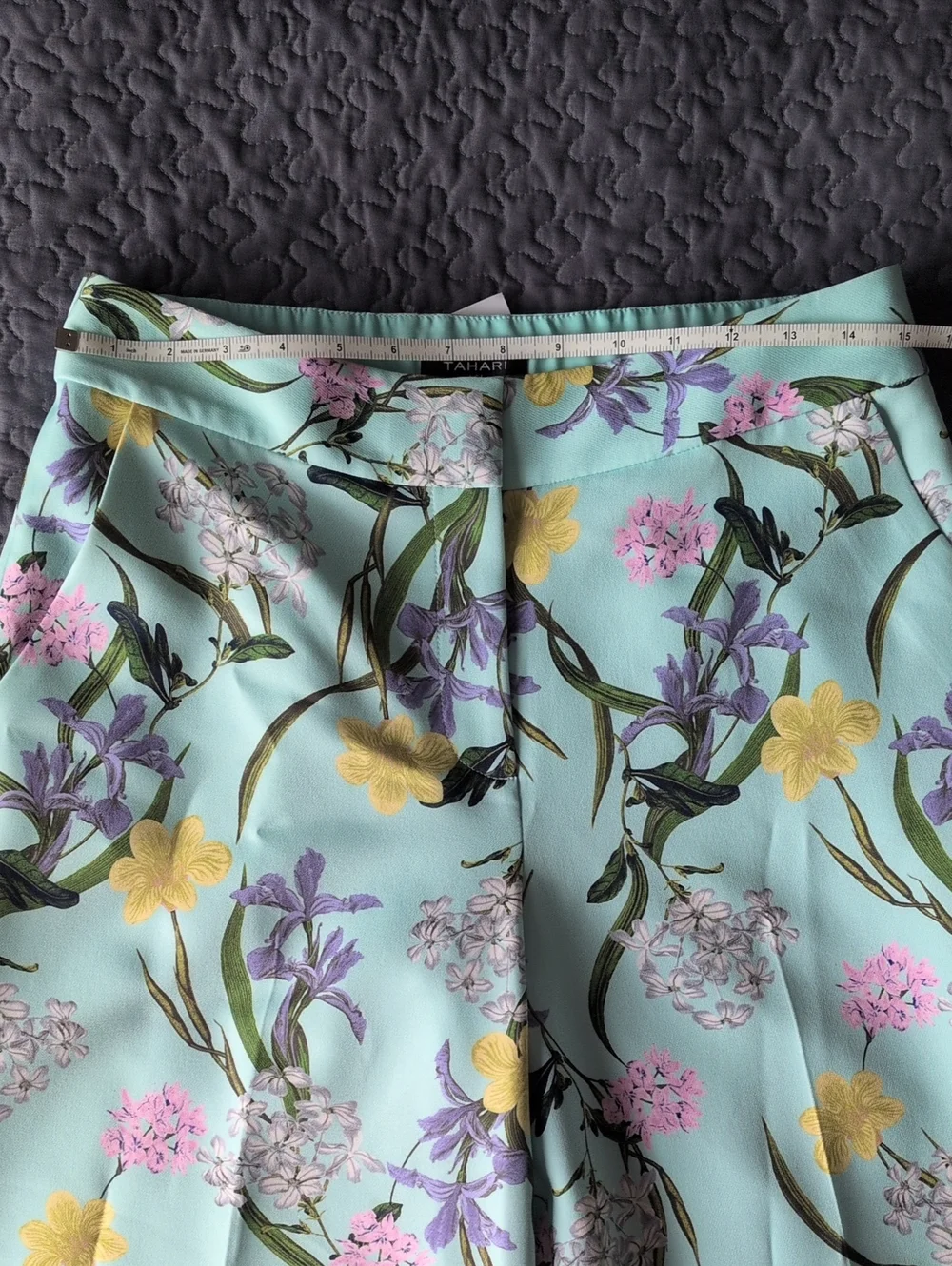 Tahari ASL Light Mint Floral Button-Front Sample Set Size 6